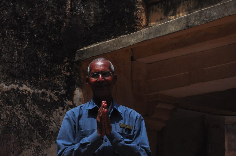Palace Jaipur - Guide (3)bombay streets