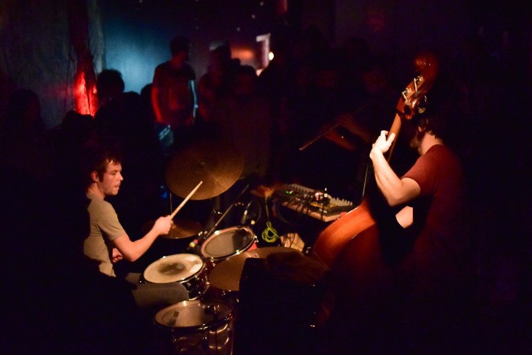 AGT_2017_22-03 Cirque Elec-RuedePrague+Piloot-3430