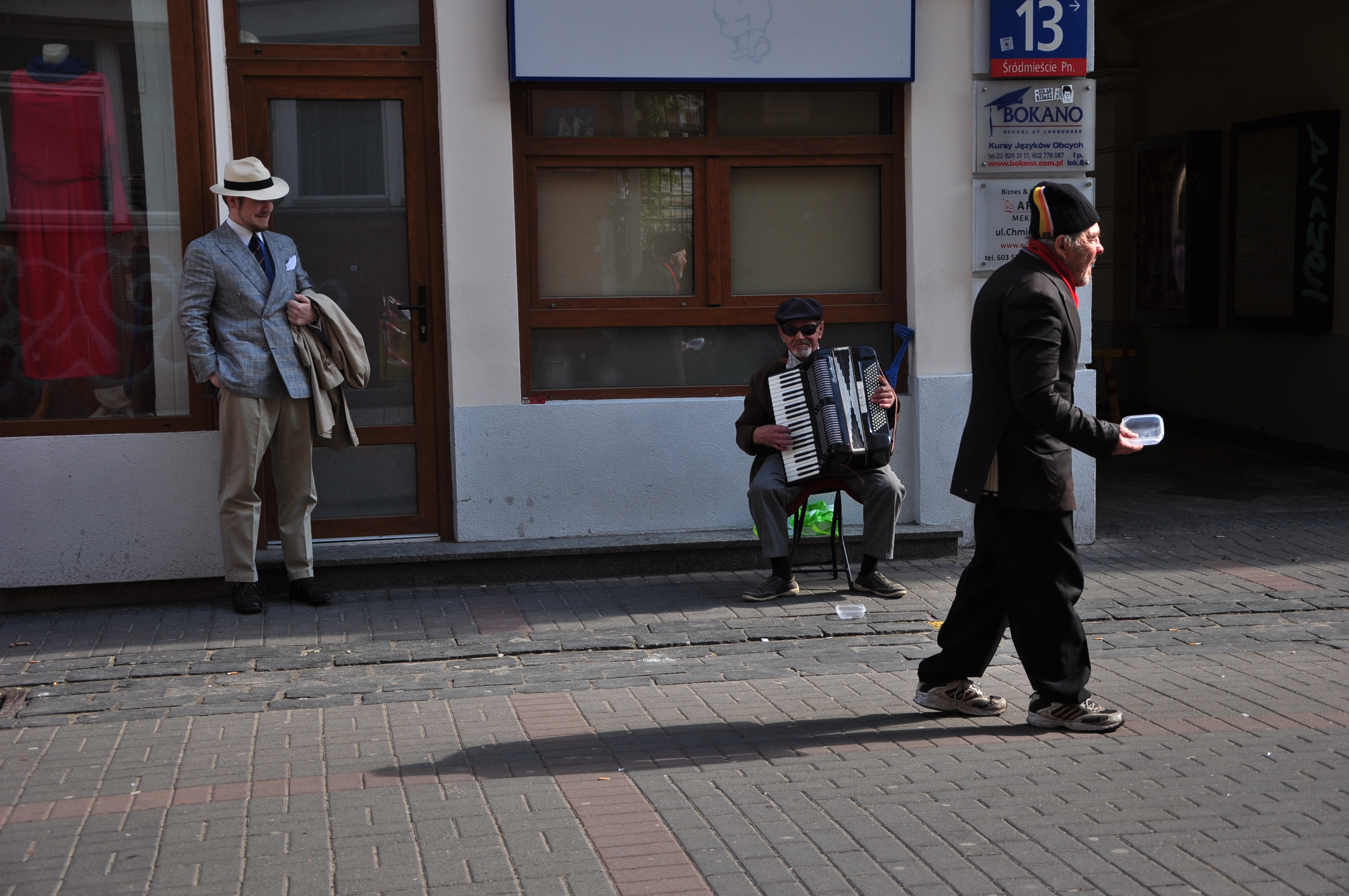 Le bon et les vagabonds, Warszawa.